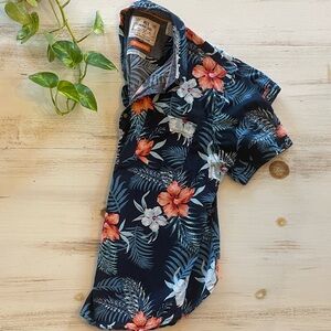 Men's Tropical Short-Sleeve Button-Down Shirt